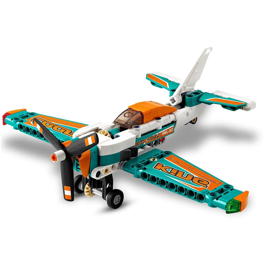 AVION DE COURSE TECHNIC
